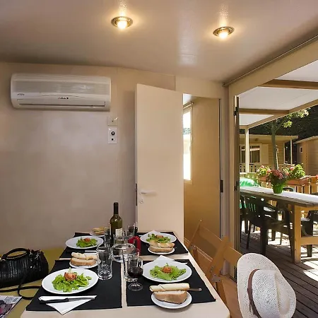 Parque de Campismo Led Zeppelin Cupra Marittima