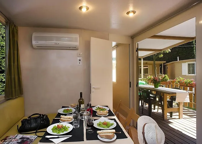 Κάμπινγκ Led Zeppelin Cupra Marittima