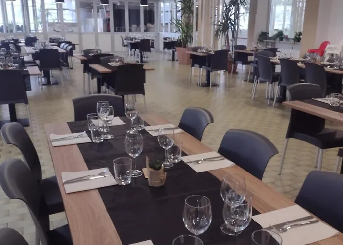 Led Zeppelin Κάμπινγκ Cupra Marittima